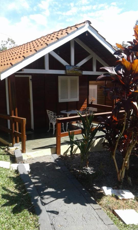Pousada Casa Amarela Piracaia Exteriör bild