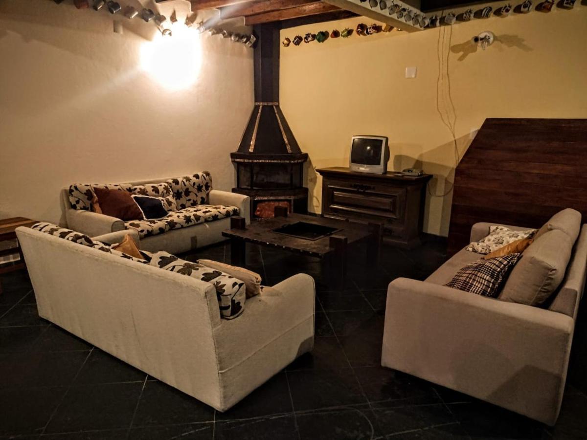 Pousada Casa Amarela Piracaia Exteriör bild