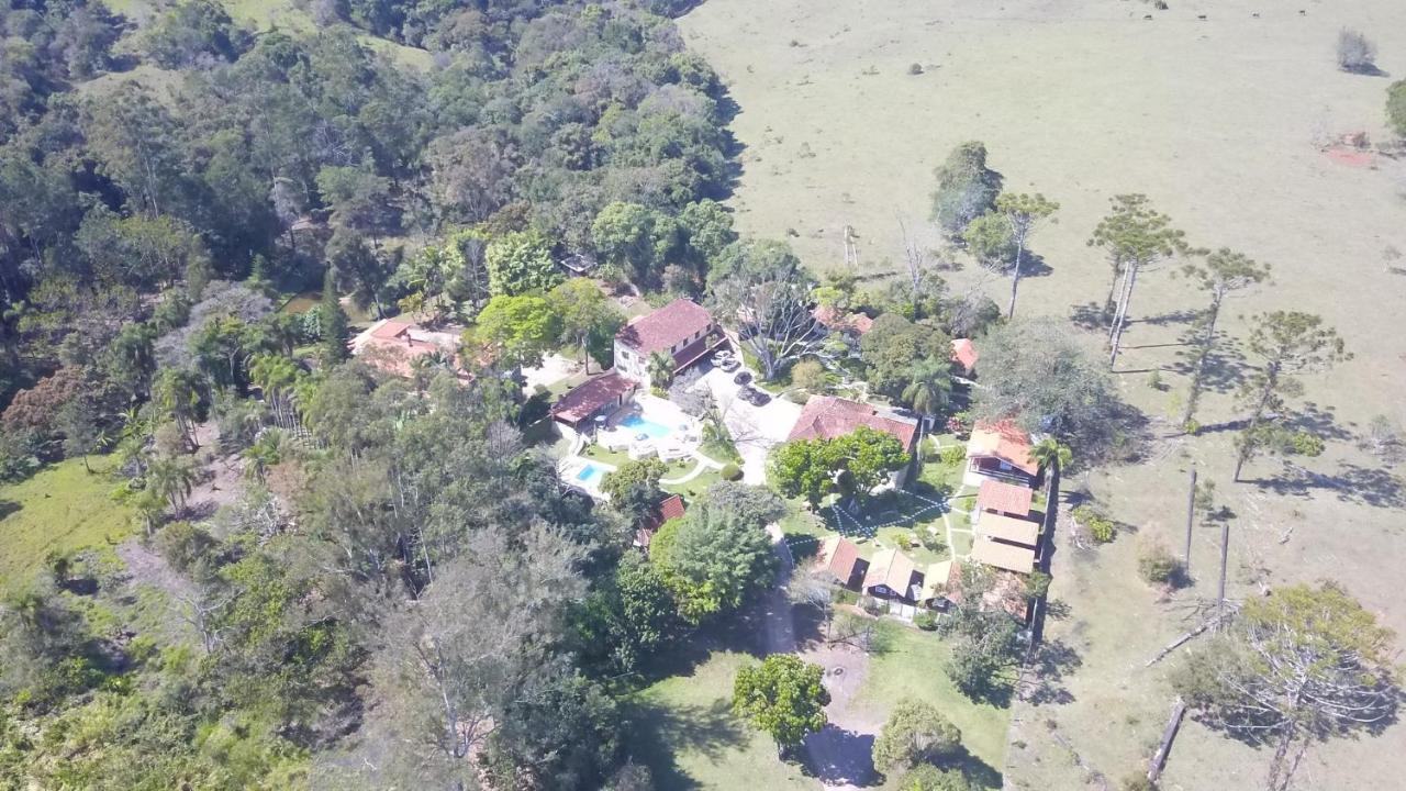 Pousada Casa Amarela Piracaia Exteriör bild