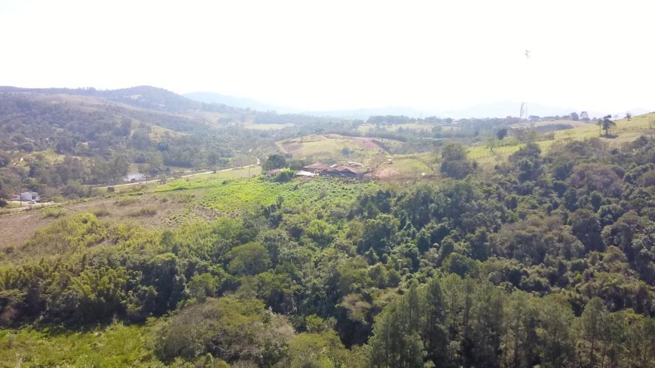 Pousada Casa Amarela Piracaia Exteriör bild